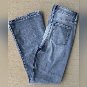 Sneak Peak High Rise jeans